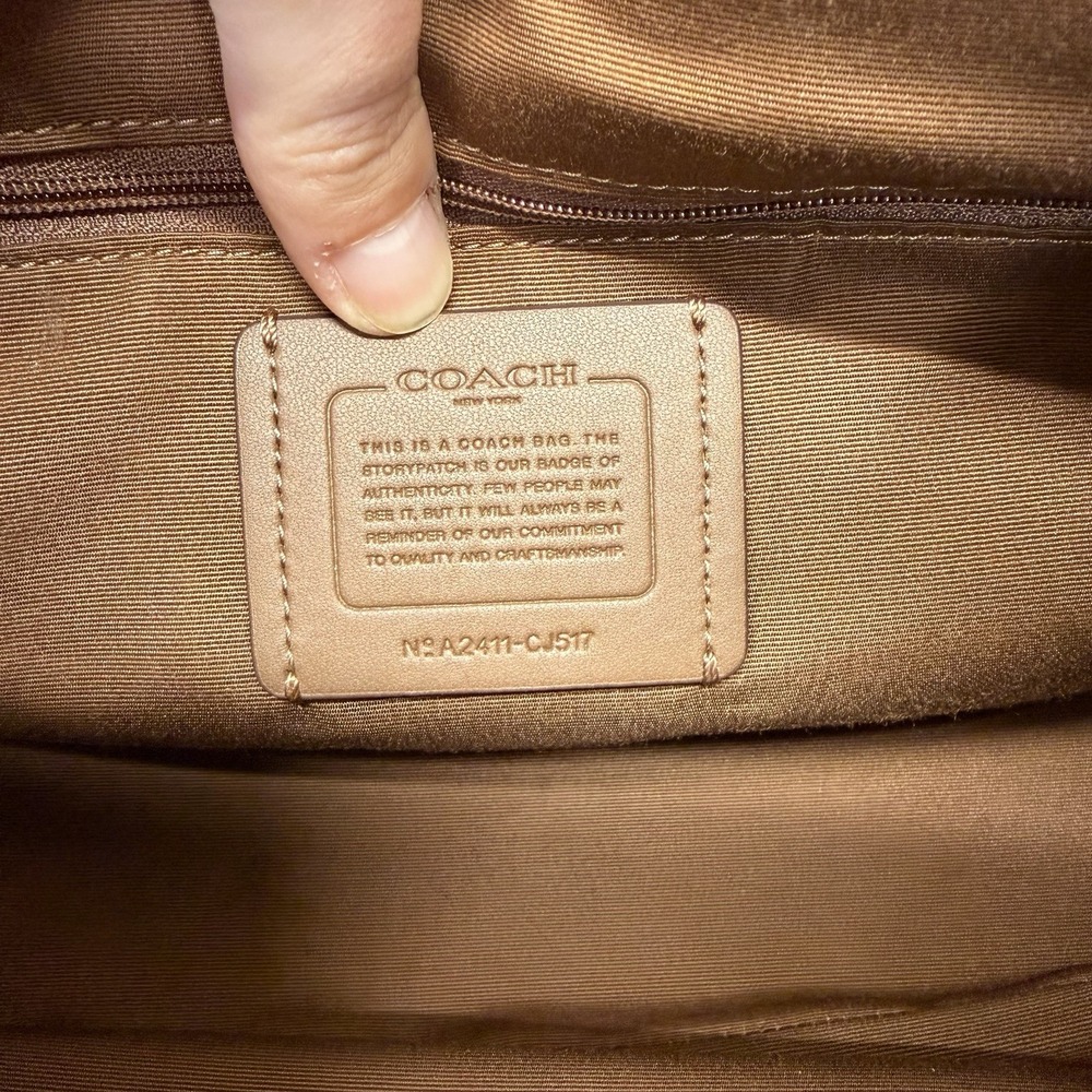 Coach Teri Hobo Shoulder Bag Light Saddle Brown Pebbled Leather CJ517 - Picture 12 of 16